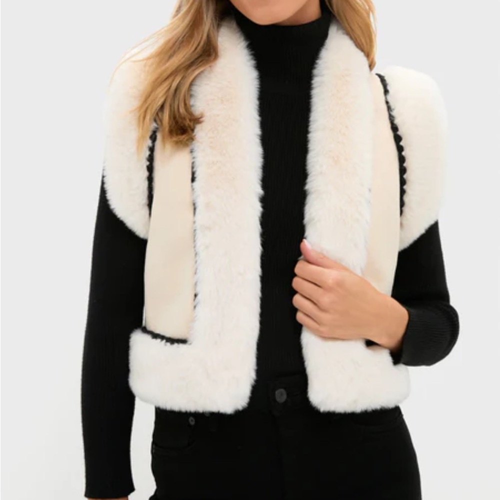 Hyacinth House - cream suede cropped vest